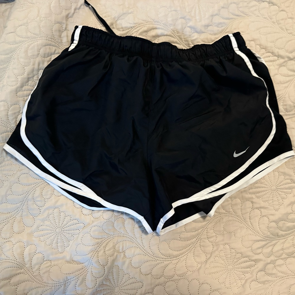 Women’s large Nike shorts